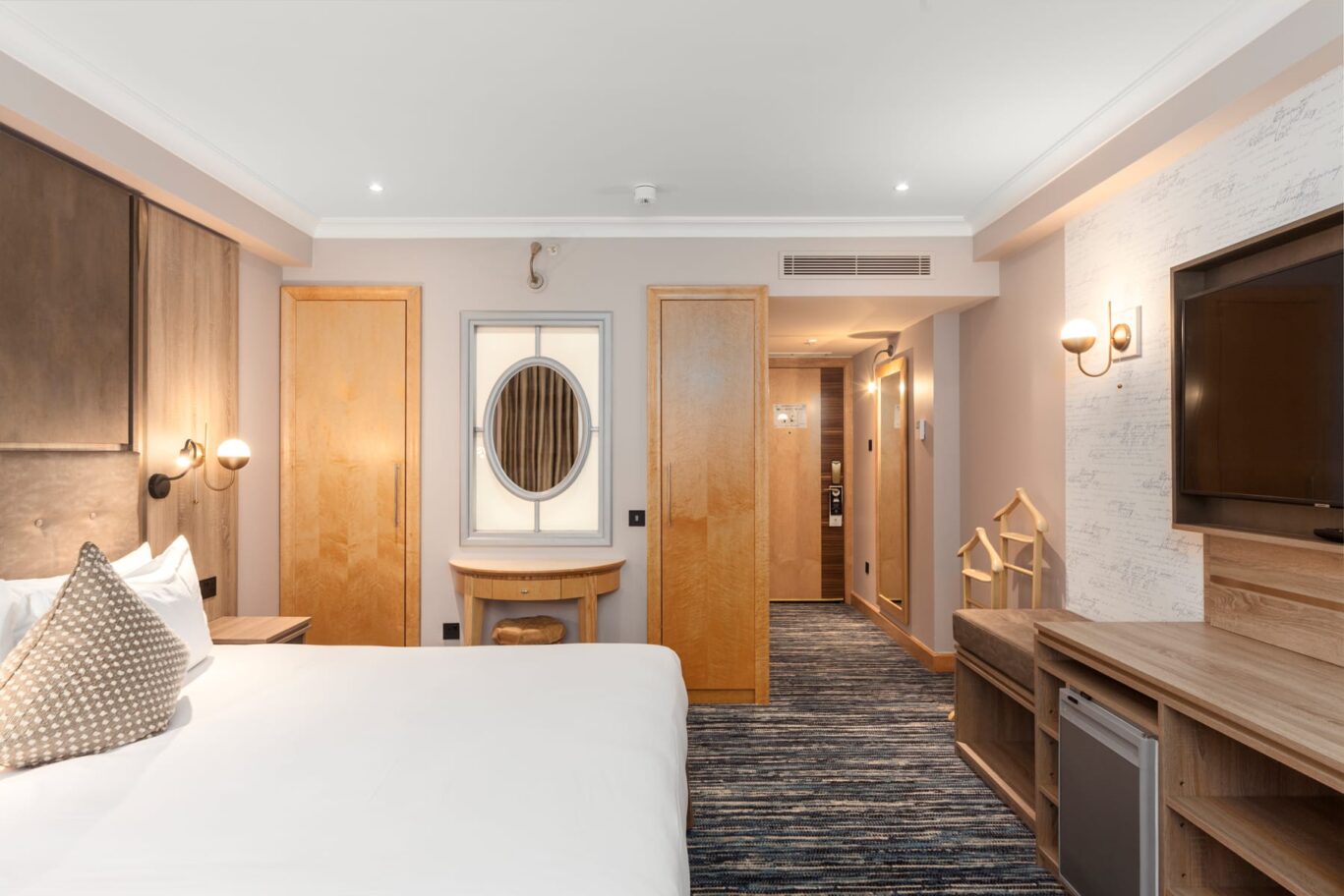 Double room looking towards the entrance door.