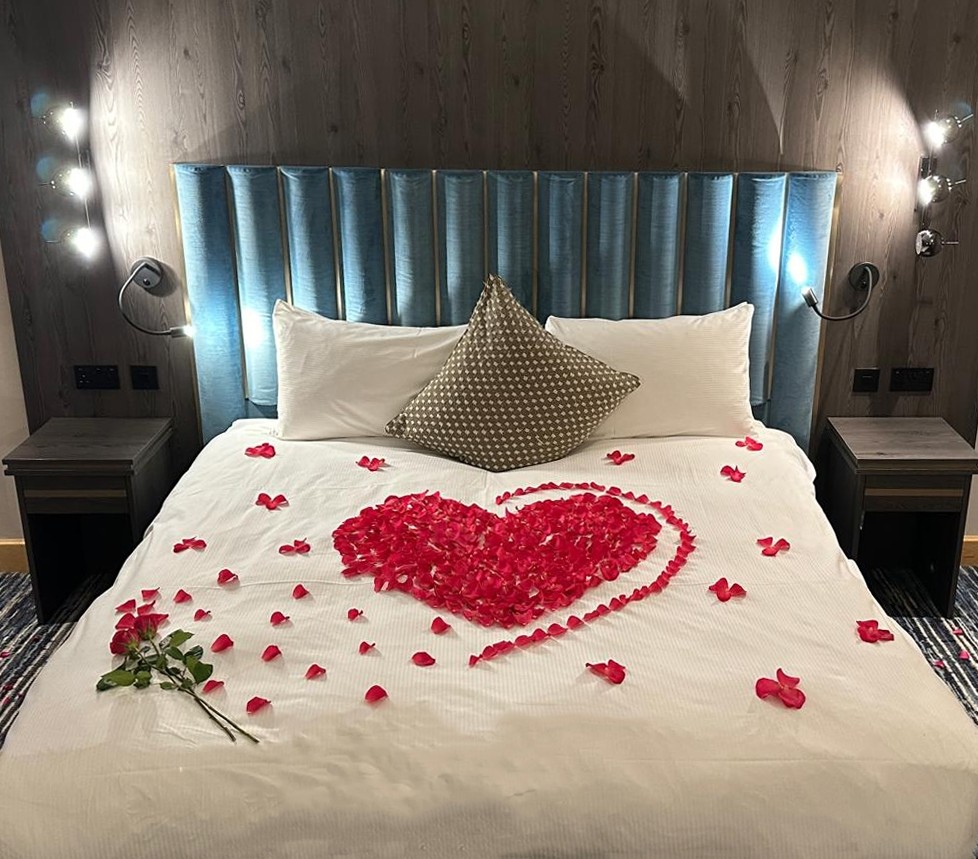 Flower Petals on bed – soho